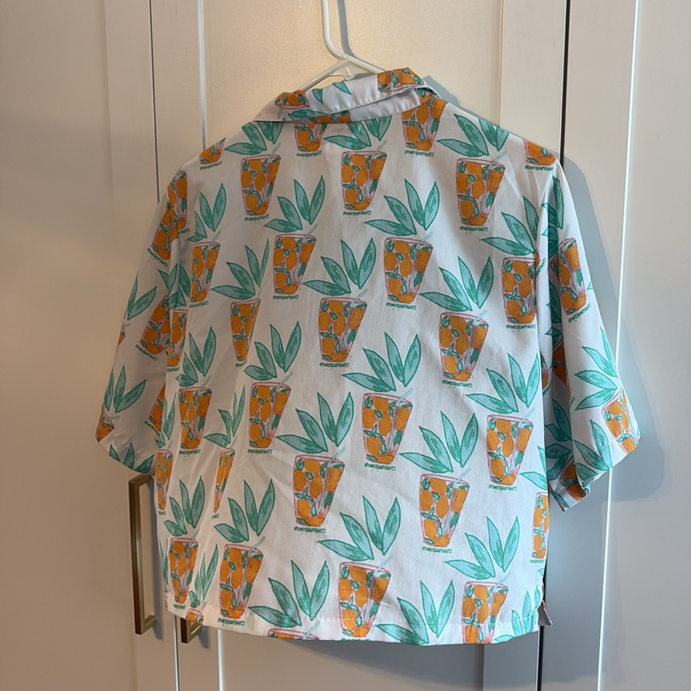 Bouffants & Broken hearts crop top - Picture 5 of 5